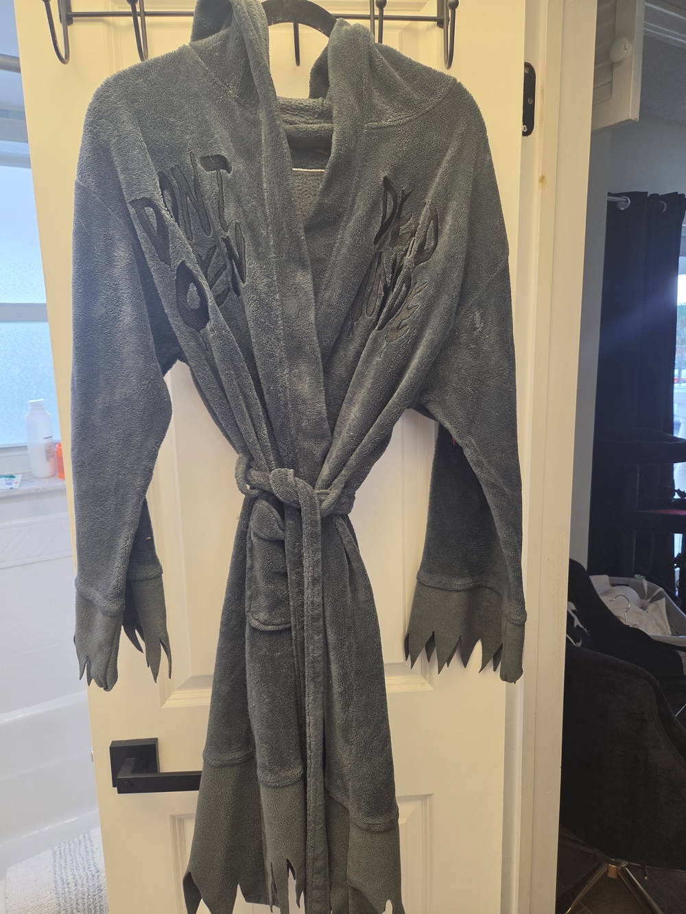 The Walking Dead's Don't Open Dead Inside Fleece Bath Robe ONE SIZE ALL UNWORN